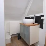 Havre De Paix Dans Les Hauteurs De *