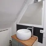 Havre De Paix Dans Les Hauteurs De Apartament Caen